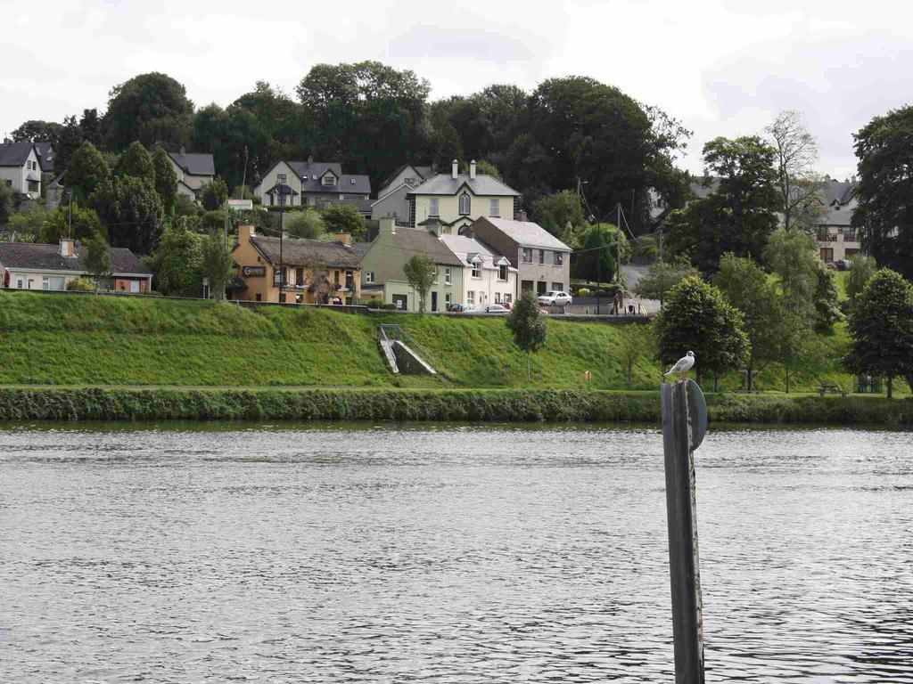 Shannon Breeze B&B Killaloe Kültér fotó
